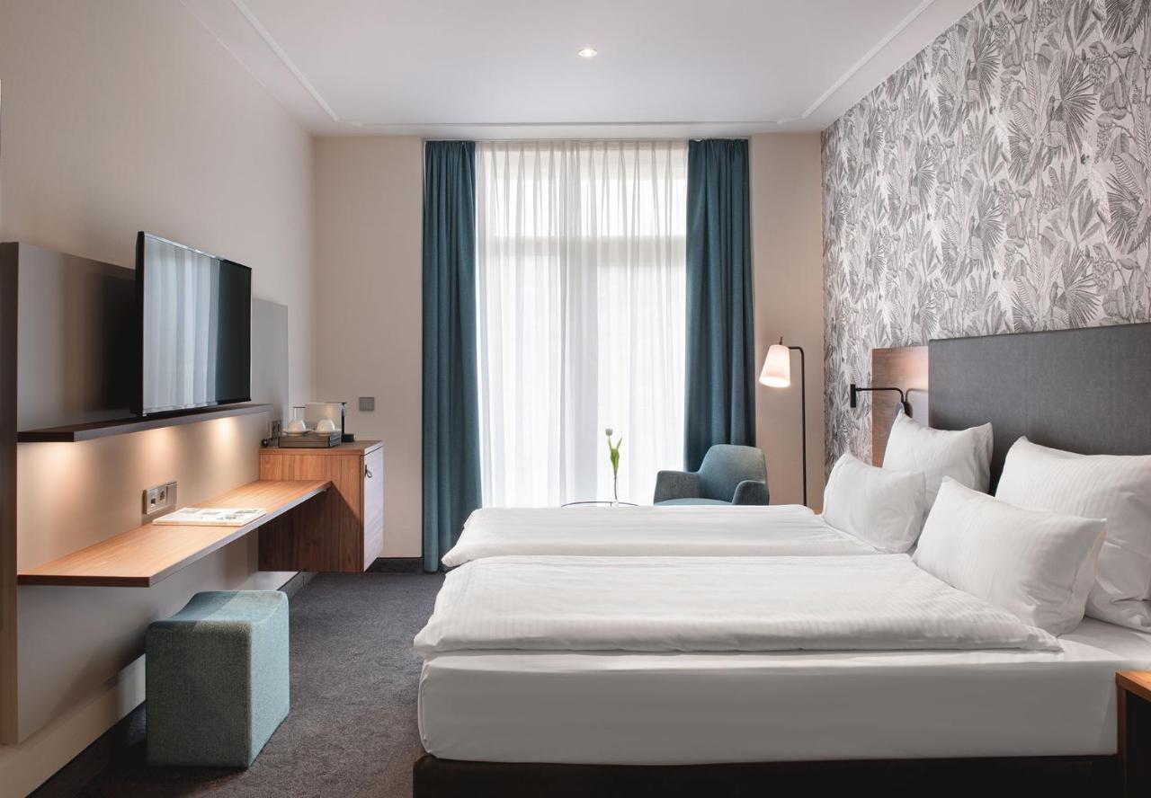 Sympathie-Hotel Fuerstenhof บาดครอยซ์นาค ภายนอก รูปภาพ