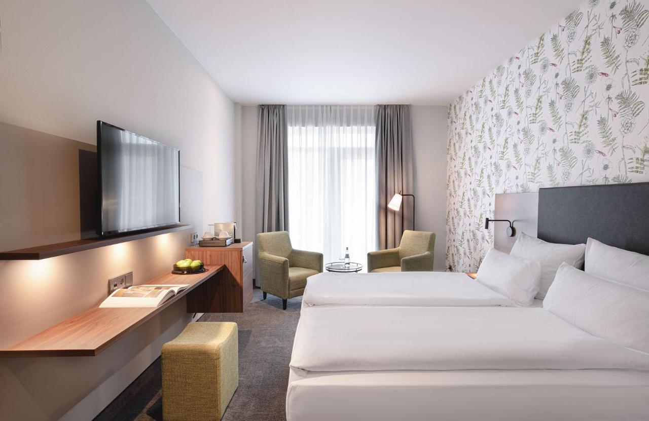Sympathie-Hotel Fuerstenhof บาดครอยซ์นาค ภายนอก รูปภาพ