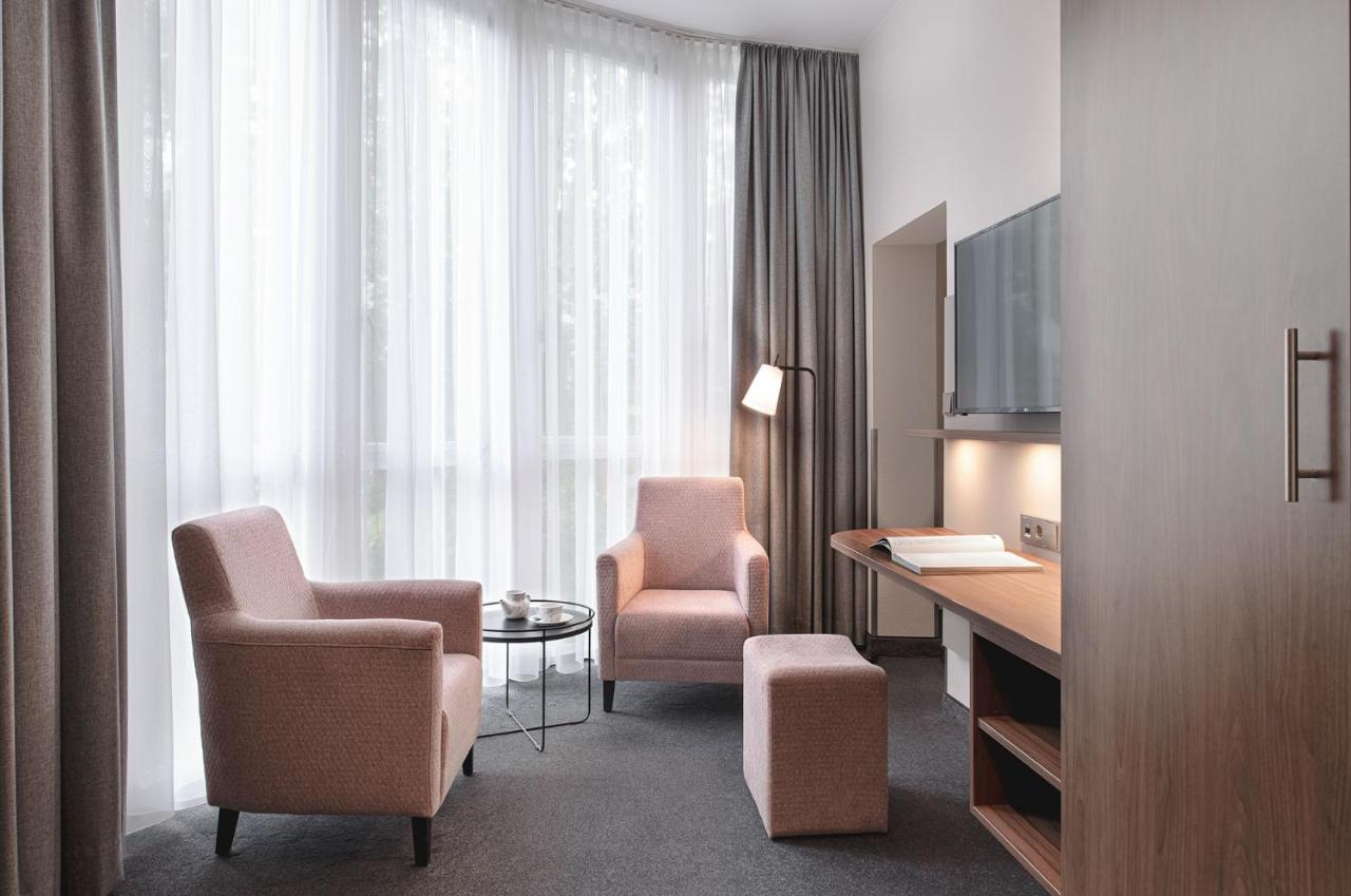 Sympathie-Hotel Fuerstenhof บาดครอยซ์นาค ภายนอก รูปภาพ